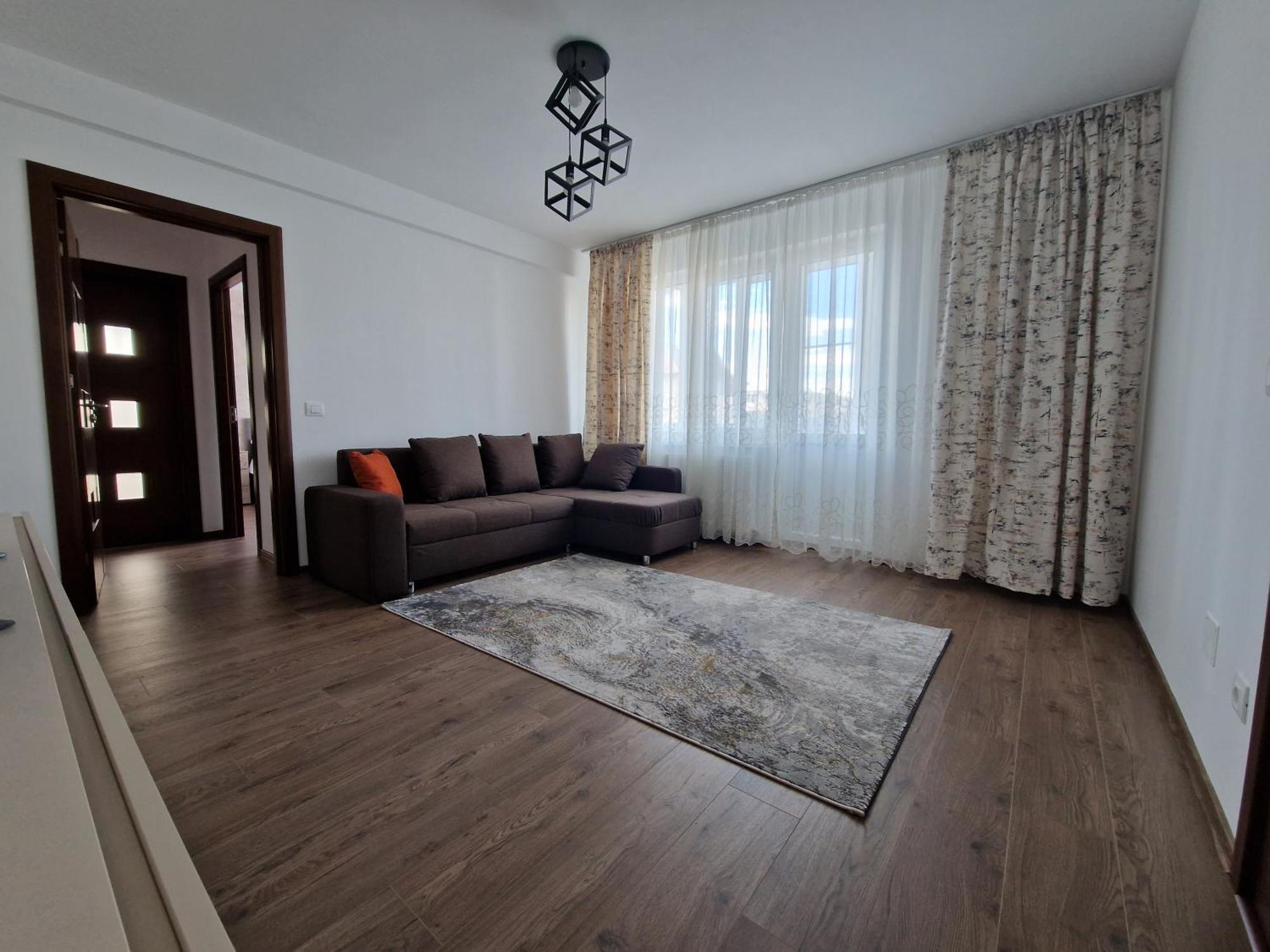 Downtown Apartment Ramnicu Valcea Luaran gambar